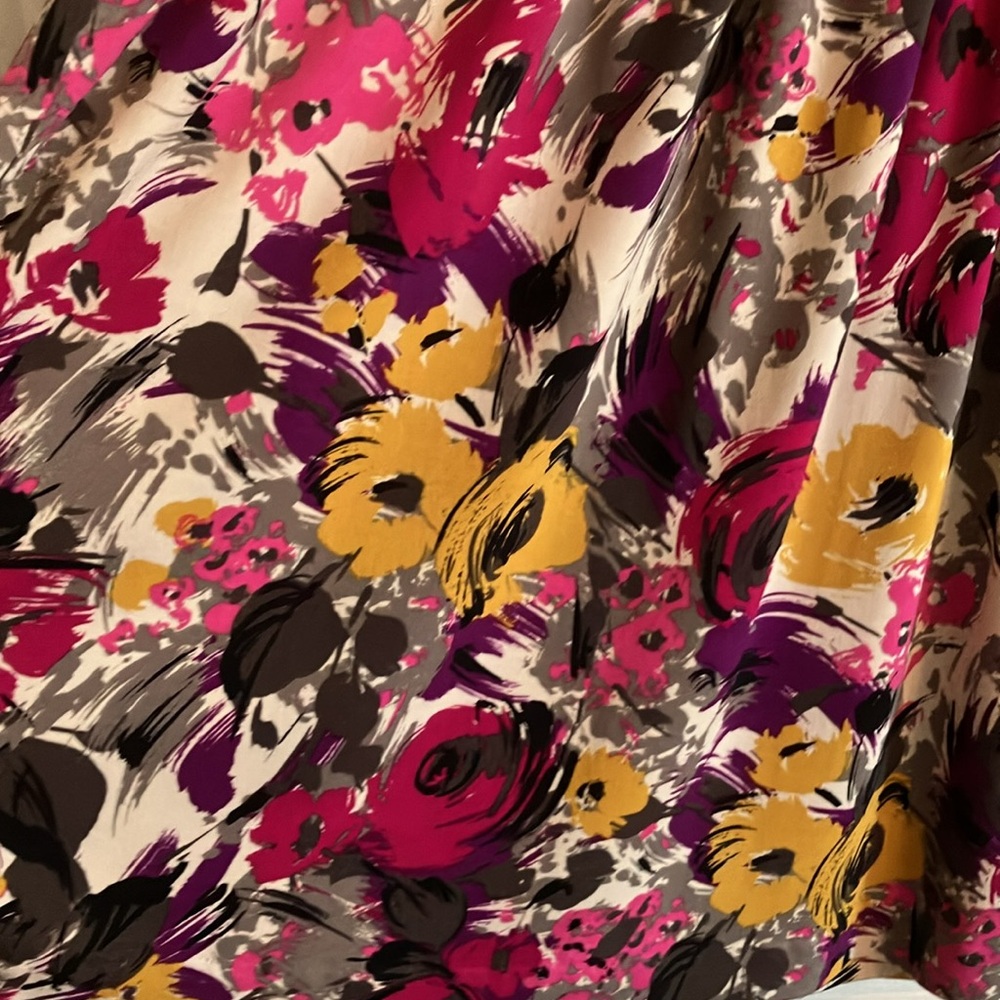 Dress - Picture 5 of 5